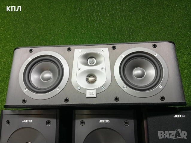Център JBL ES-25C