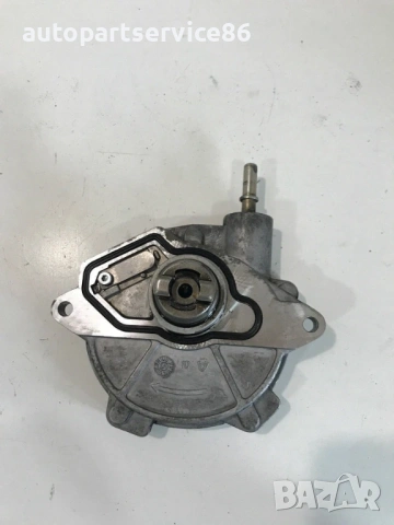 Вакуумна помпа Luk за Mercedes A180 W169 CDI (2006) A6402300365 , снимка 2 - Части - 54155603