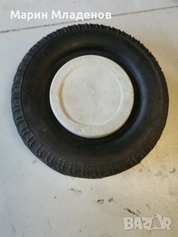 Ретро пепелник - гума-порцелан, снимка 3 - Антикварни и старинни предмети - 53378715