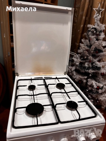 Electrolux готварска печка, снимка 4 - Печки, фурни - 52793131