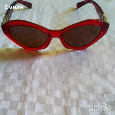 Слънчеви очила Versace Mod 4334, снимка 2 - Слънчеви и диоптрични очила - 53381647