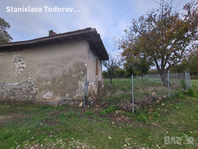 Имот с къща в с. Бързица, общ. Провадия, снимка 8 - Къщи - 52953368