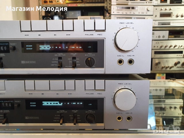 Касетен дек AKAI CS-F110 В отлично техническо и визуално състояние. Наличен само долният, горният де, снимка 5 - Декове - 51052513
