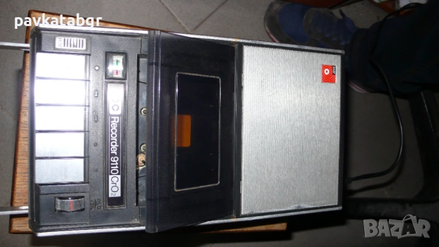 Радио Касетофон, снимка 2 - Радиокасетофони, транзистори - 53110867