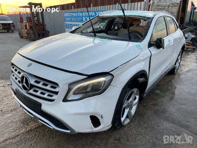 Mercedes GLA 180 X156, двигател 270910, автоматик, 122 кс.., 60 000 km., 2020, euro 6D, Мерцедес ГЛА, снимка 3 - Автомобили и джипове - 47806311