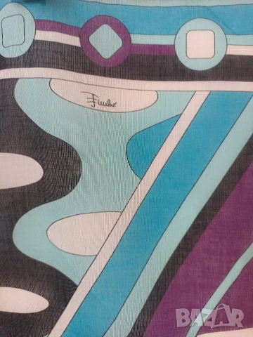 Дамски шал Emilio Pucci, снимка 2 - Шалове - 53825983