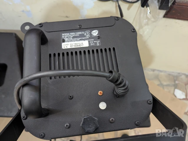 Театрален прожектор DTS SCENA S 650/1000, снимка 5 - Други - 50458921