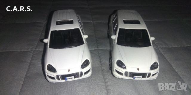 Bburago Porsche Cayenne White - Мащаб 1:43, снимка 2 - Колекции - 54006566