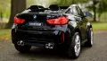 Двуместен джип Лицензиран BMW X6M 12V C MP3 с меки гуми с 2 Кожена седалка за 2 деца, снимка 6