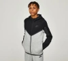 Сивочерен nike tech fleece горнище XS размер, снимка 2