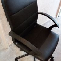 Продавам нов работен стол, снимка 3 - Столове за офис - 45543278