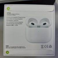 Оригинални Слушалки Apple AirPods 3rd Gen. MagSafe Charging Case, снимка 4 - Слушалки, hands-free - 46182205