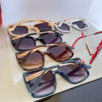 Стилен модел дамски слънчеви очила//6 цвята//подарък-калъф за съхранение и кърпичка , снимка 10 - Слънчеви и диоптрични очила - 45003915