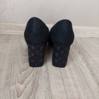 Дамски велурени обувки, снимка 3 - Дамски обувки на ток - 45354579