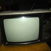Малък телевизор 14"Siemens, снимка 1 - Телевизори - 45225904