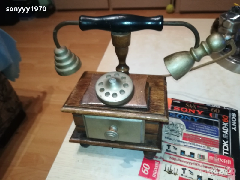 ДЪРВЕН ТЕЛЕФОН ОТ ФРАНЦИЯ 0610251851, снимка 1