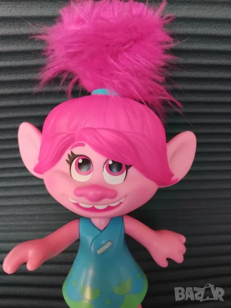 HASBRO Trolls Poppy Feature Dolls Пееща кукла, снимка 1