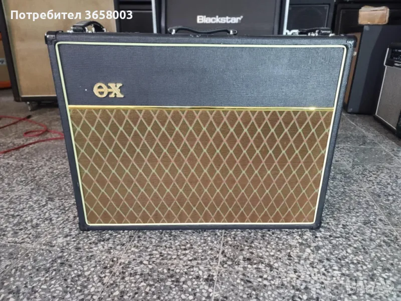 VOX AC30 CC2 2x12 лампов китарен усилвател с кожен калъф, снимка 1