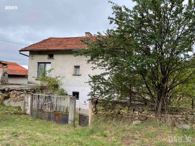Къща в село Ярлово, снимка 1