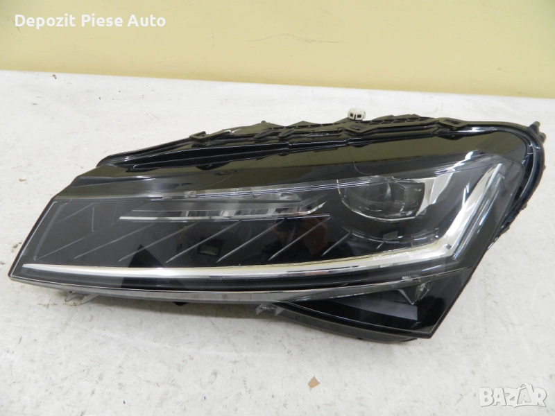 Ляв FAR Skoda Superb 3 facelift Full LED Crystal Lighting, 2019, 2020, 2021, 2022, 2023, оригинален , снимка 1