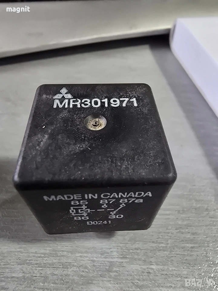 MR301971 Реле Mitsubishi , снимка 1