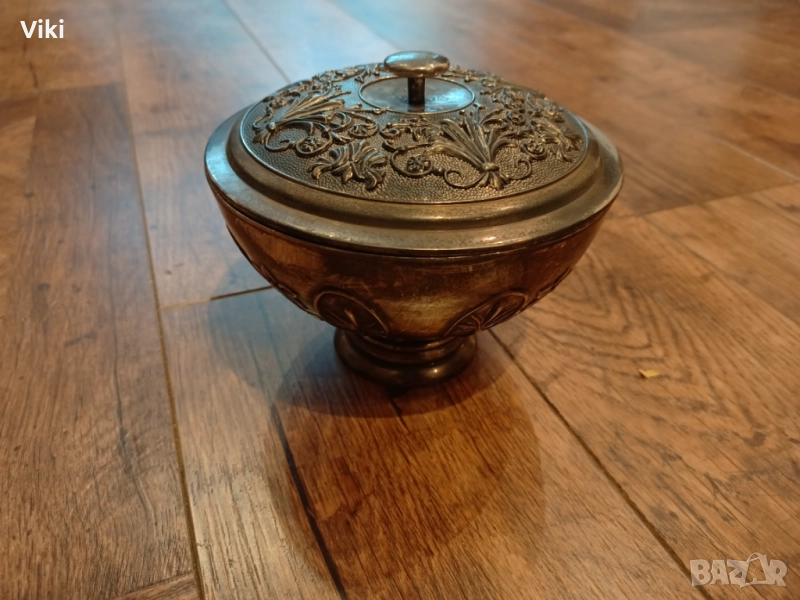 Посребрена бонбониера , снимка 1