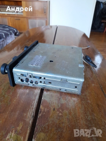 Старо автомобилно радио Респром-Unitra АРКС 322, снимка 2 - Други ценни предмети - 53786256