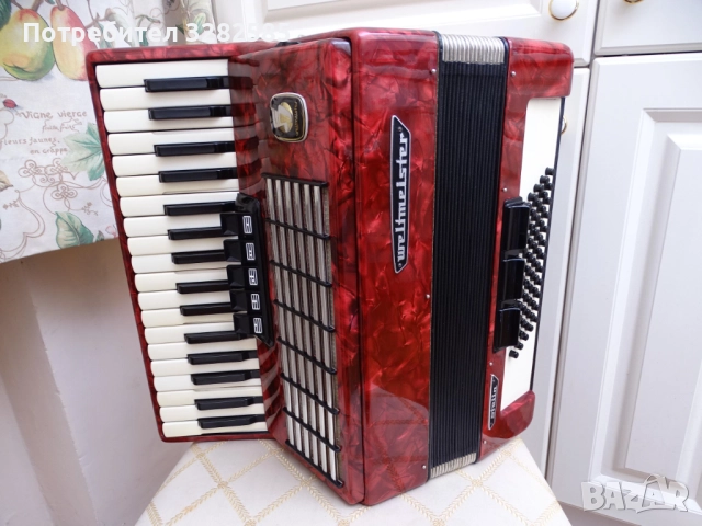 Акордеон Велтмайстер Стела 60 баса, снимка 2 - Акордеони - 52804827