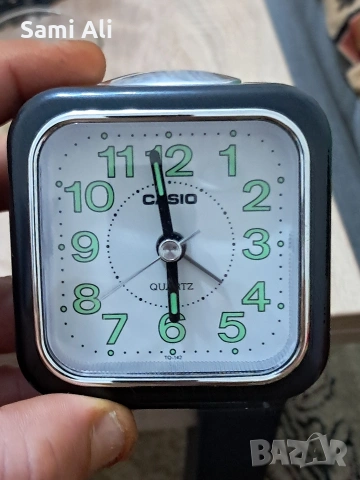 Оригинален будилник CASIO - Кварцов, с неонови цифри и осветление, снимка 2 - Антикварни и старинни предмети - 53683947