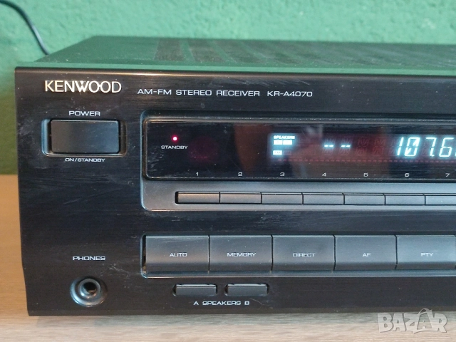 Качествен стерео ресивър Kenwood. Транзисторен усилвател с вграден радио тунер., снимка 2 - Ресийвъри, усилватели, смесителни пултове - 52735365