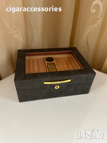 Хумидор за 50 пури – кедър, кожа, стъкло, дигитален хигрометър
