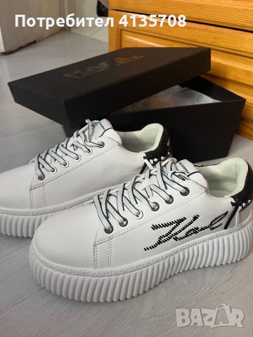 Обувки Karl Lagerfeld, снимка 1 - Дамски ежедневни обувки - 46277283