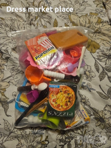 Детска кухня с  аксесоари, снимка 2 - Играчки за стая - 53142987