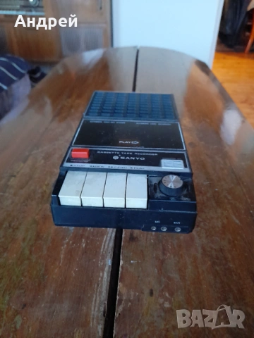 Стар касетофон Sanyo M1503