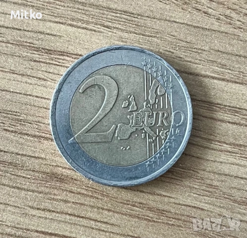 Монета от 2 евро с изместен център, снимка 2 - Нумизматика и бонистика - 53609124