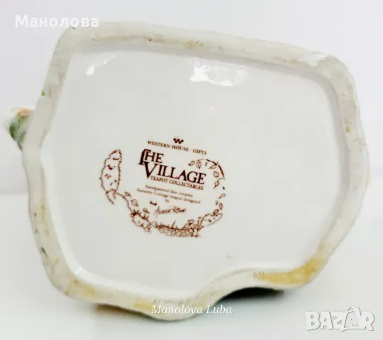 Ръчно рисуван фин керамичен чайник Annie Row, „The Village Autumn Cottage“ ., снимка 8 - Колекции - 50090222