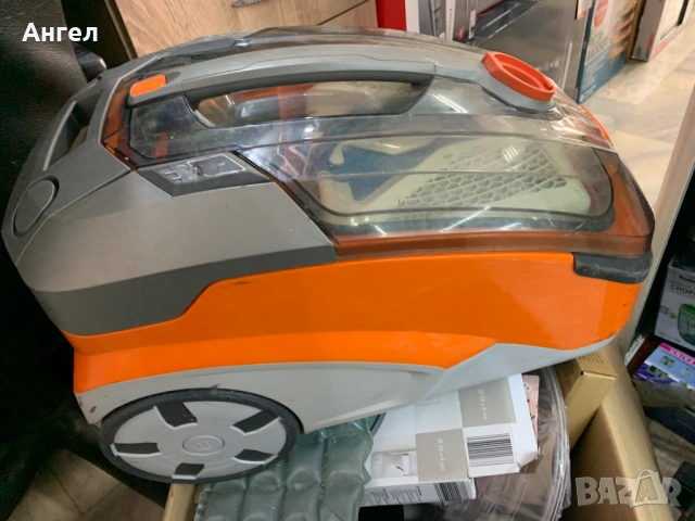 Thomas Pet & Family AQUA+ / Прахосмукачка 1700W / Перяща прахосмукачка, снимка 5 - Прахосмукачки - 54299864