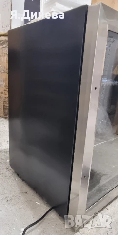 Хладилна витрина Klarstein 60L, снимка 5 - Хладилници - 50817686