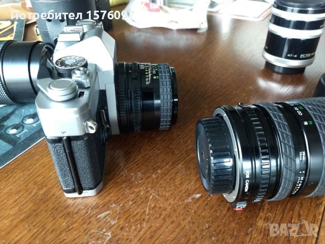 Фотоапарат Canon FTb с 3 обектива, телеконвертер 2х, светкавица и куфар, снимка 12 - Фотоапарати - 46182336