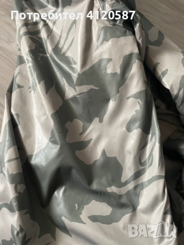 Ветровка за момиче, момче марка HM, снимка 3 - Детски якета и елеци - 53429431