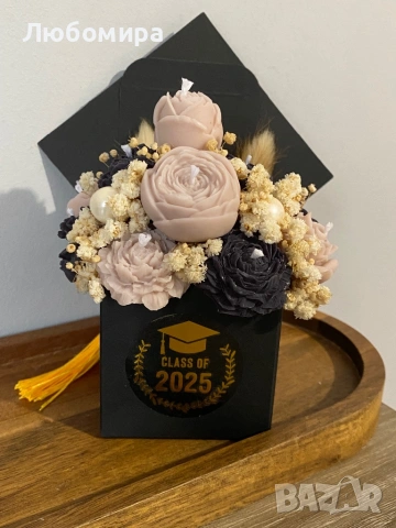 Букети за абитуриенти , снимка 7 - Изкуствени цветя - 53873162