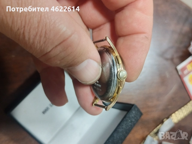 ПОЗЛАТЕН ШВЕЙЦАРСКИ ЧАСОВНИК ХРОНОГРАФ - B. W. C. 17 КАМЪКА , снимка 3 - Мъжки - 53657422