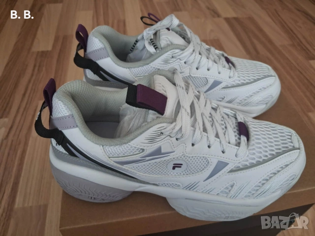 Дамски маратонки Fila, снимка 5 - Маратонки - 54135778