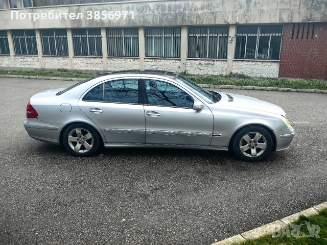 MERCEDES E270 CDI, снимка 4 - Автомобили и джипове - 54185845