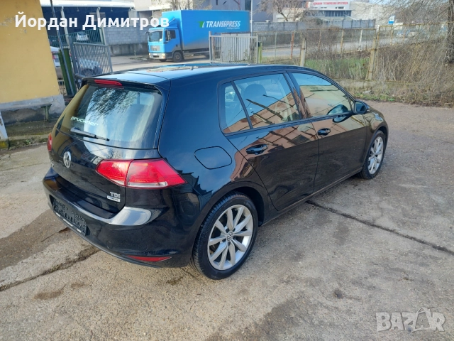 Volkswagen Golf VII 1.6 TDI , снимка 7 - Автомобили и джипове - 52628323