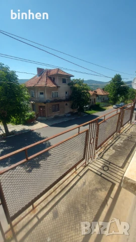 Къща 2 етажа с.Миланово(Лакатник), снимка 9 - Къщи - 51312262