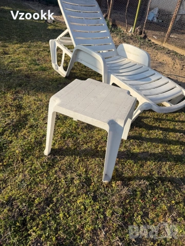 Шезлонги и масички, снимка 3 - Градински мебели, декорация  - 53846638