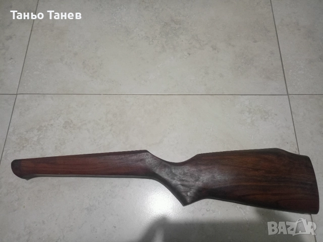 Недовършен приклад за Пушка -направен от корен на Орех.