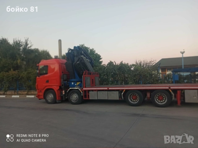 Продавам Scania 124 с кран FASSI 800, в добро работно състояние, готов за работа. Мощност: 420 к.с. , снимка 4 - Камиони - 54204374