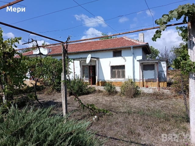 Продавам къща в село Гранит , снимка 3 - Къщи - 51735093